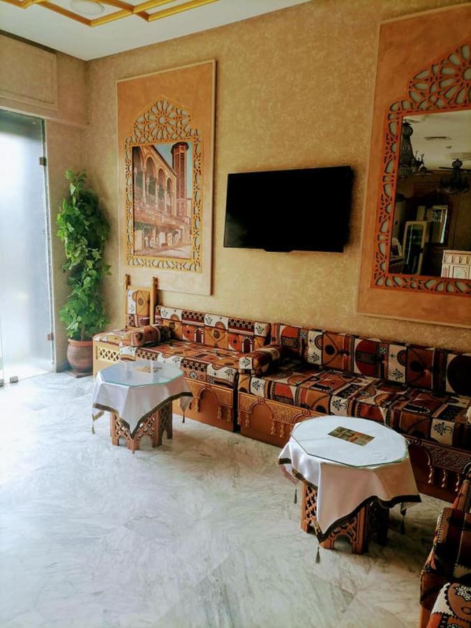 Saheb Ettabaa Tunis Hotel Bagian luar foto