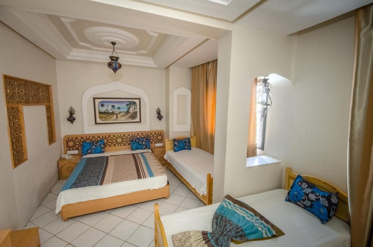 Saheb Ettabaa Tunis Hotel Bagian luar foto