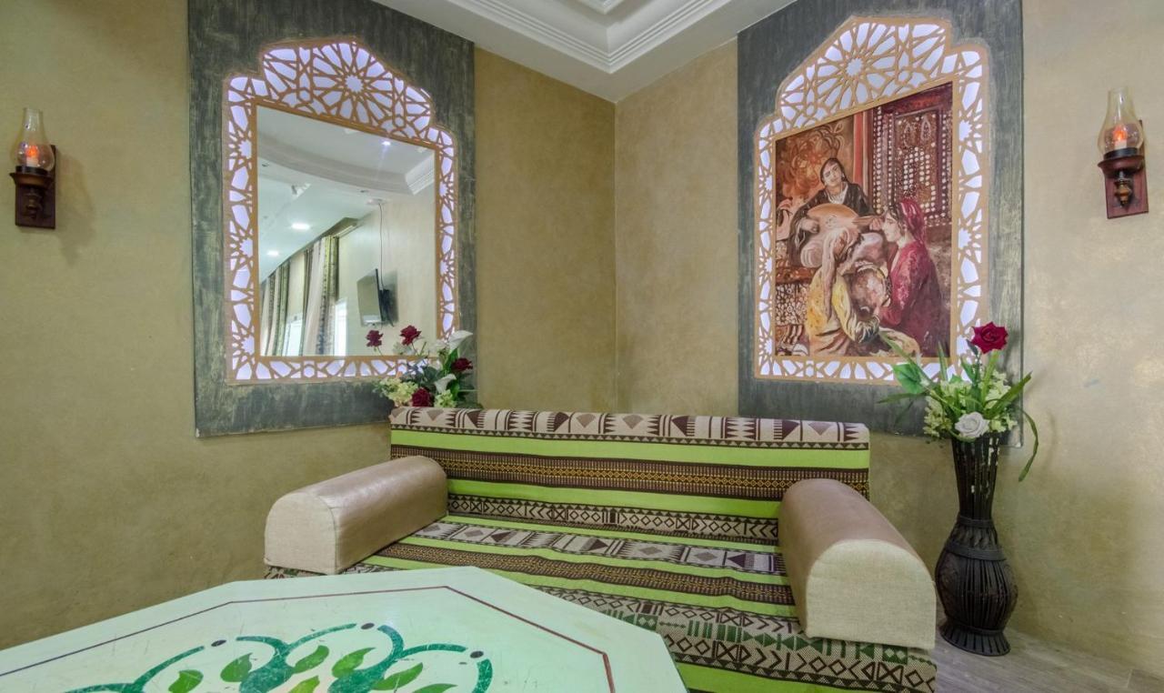 Saheb Ettabaa Tunis Hotel Bagian luar foto
